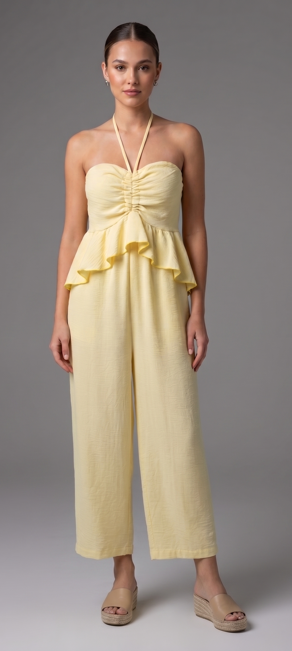 Mono halter de pierna ancha con volante