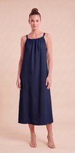 Vestido midi fluido con lazada trasera