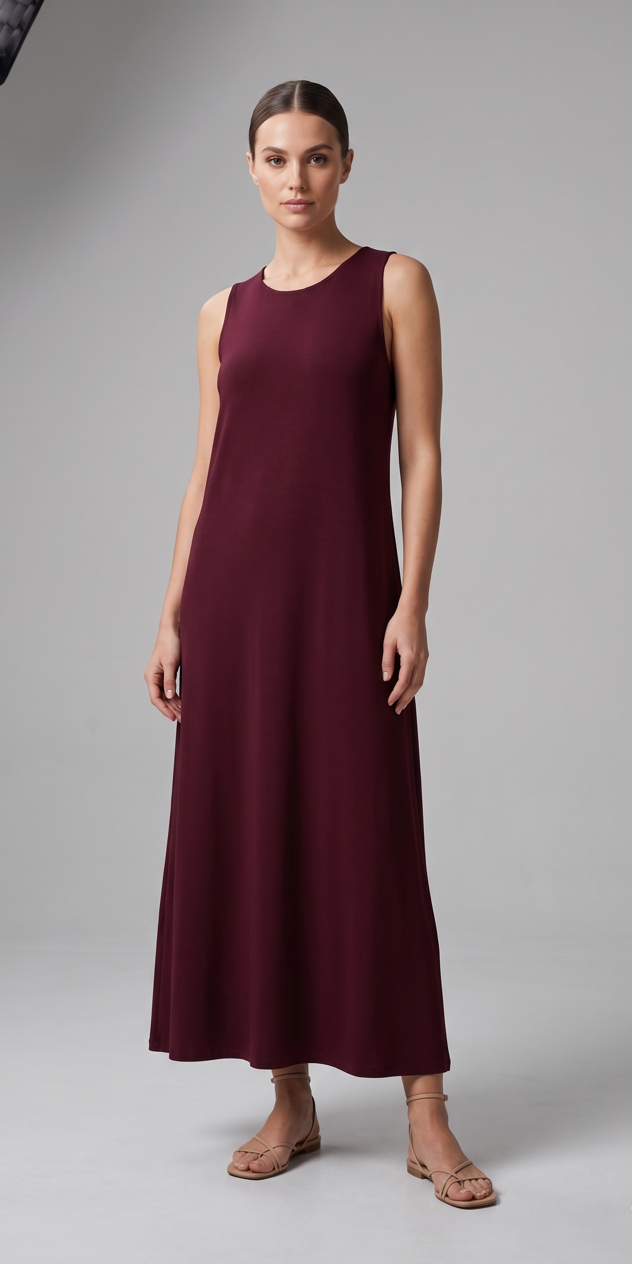 Vestido largo básico sin mangas